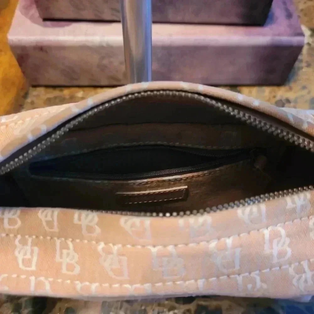 Dooney & Bourke Beige Monogram Shoulder Bag - Picture 9 of 10